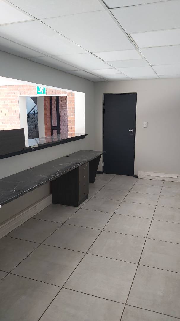 To Let commercial Property for Rent in Fairview Eastern Cape